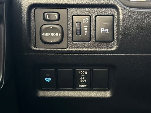 Used 2016 Toyota 4Runner Limited AWD/4WD image 34