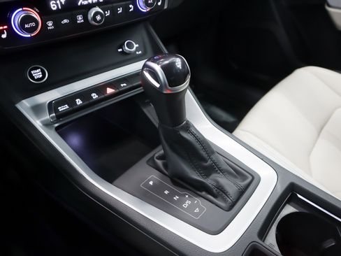 Used 2023 Audi Q3 2.0T Premium w/ Convenience Package image 21