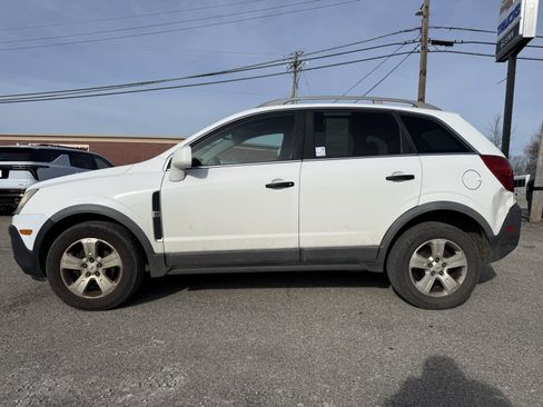 Used 2013 Chevrolet Captiva Sport LS image 5