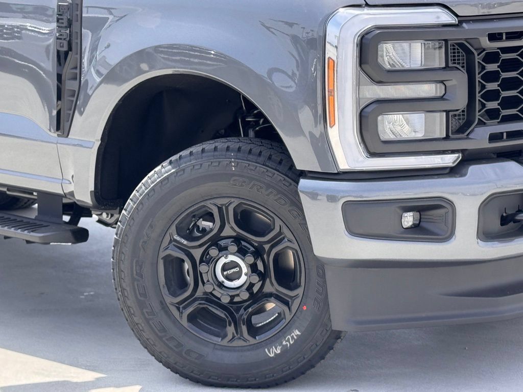 New 2025 Ford F350 XL w/ STX Appearance Package AWD/4WD image 4