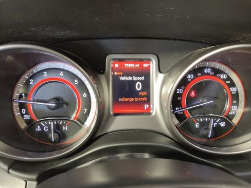 Used 2020 Dodge Journey Crossroad FWD image 23