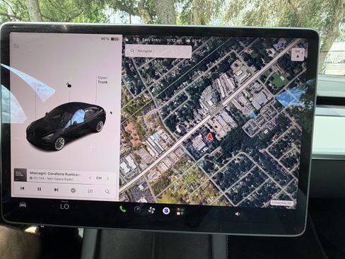 Used 2022 Tesla Model 3 Long Range AWD/4WD image 22