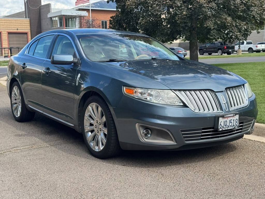 Used 2010 Lincoln MKS AWD image 1