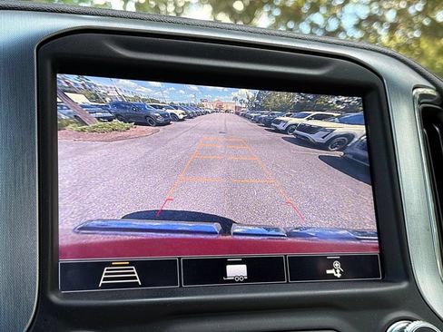 Used 2020 GMC Sierra 1500 Elevation w/ Elevation Value Package AWD/4WD image 16