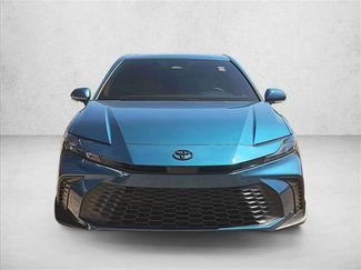 Used 2025 Toyota Camry SE w/ Multimedia Upgrade Package FWD video 2