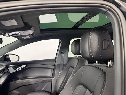 Used 2024 Audi Q4 e-tron Premium w/ Convenience Package AWD/4WD image 23