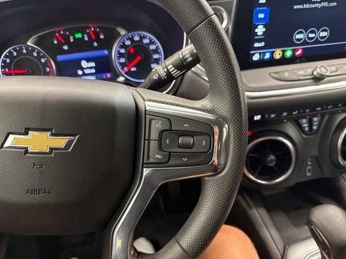 Used 2023 Chevrolet Blazer LT w/ Convenience Package FWD image 23