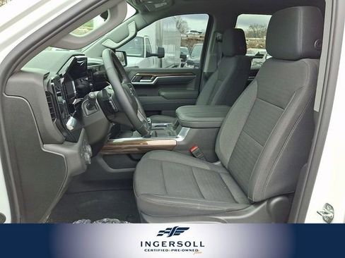 Used 2025 Chevrolet Silverado 1500 RST image 2