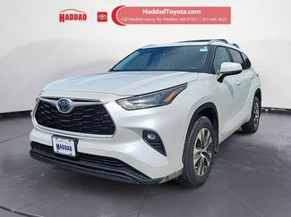 Used 2023 Toyota Highlander XLE AWD/4WD video 1