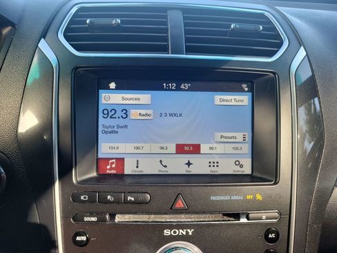 Used 2017 Ford Explorer Limited w/ Equipment Group 303A image 18