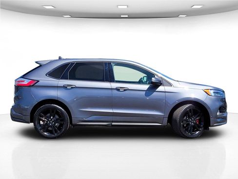 Used 2022 Ford Edge ST w/ Equipment Group 401A AWD/4WD image 6