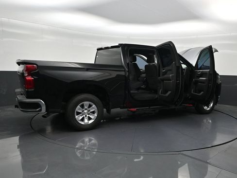 Used 2021 Chevrolet Silverado 1500 LT RWD image 31