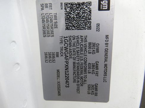 Used 2022 Chevrolet Express 2500 2500 Cargo w/ Driver Convenience Package image 32