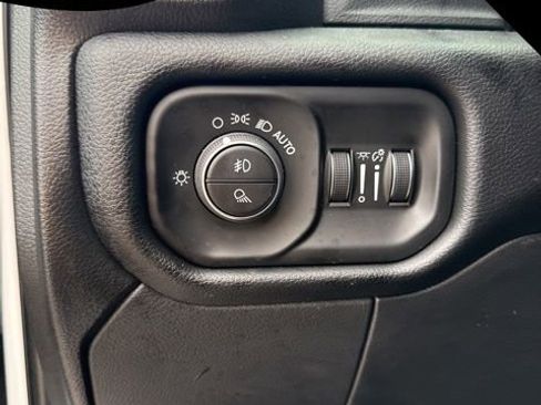 Used 2026 RAM 2500 Laramie image 12