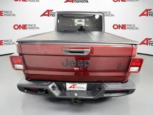 Used 2021 Jeep Gladiator Sport AWD/4WD image 6