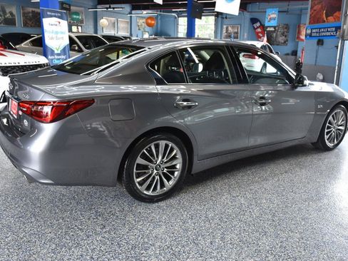 Used 2019 INFINITI Q50 Luxe w/ Essential Package (3.0T Luxe) AWD/4WD image 3