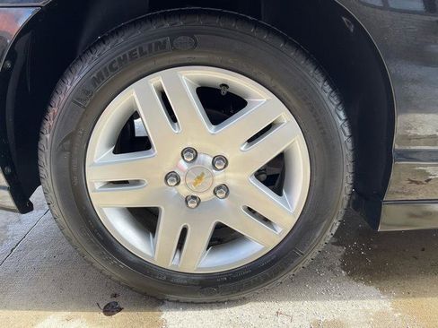 Used 2007 Chevrolet Monte Carlo LT image 19