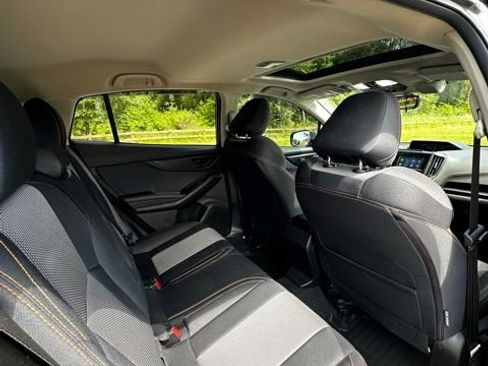 Used 2021 Subaru Crosstrek 2.0i Premium w/ Moonroof Package AWD/4WD image 18