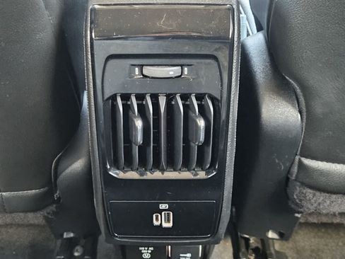 Used 2022 Jeep Compass Trailhawk w/ Trailhawk Convenience Group AWD/4WD image 28