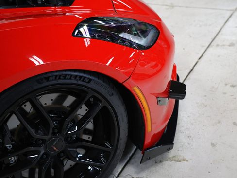 Used 2017 Chevrolet Corvette 2dr Stingray Z51 Cpe image 17