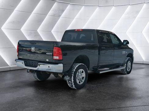 Used 2018 RAM 2500 Tradesman w/ Chrome Appearance Group image 6