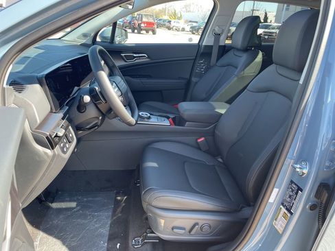 New 2026 Kia Sportage EX image 8