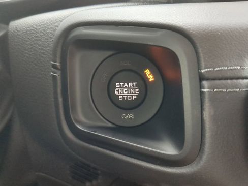 New 2025 Jeep Wrangler Unlimited Rubicon w/ Steel Bumper Group image 13