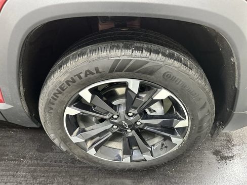 Certified 2026 Chevrolet Equinox RS w/ Convenience Package III AWD/4WD image 8