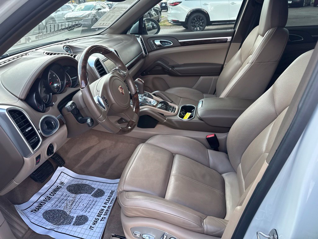 Used 2012 Porsche Cayenne AWD/4WD image 9