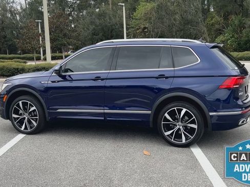 Certified 2022 Volkswagen Tiguan SEL R-Line image 6