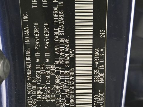 Used 2016 Toyota Highlander Plus w/ Four Season Floor Mat Package image 23