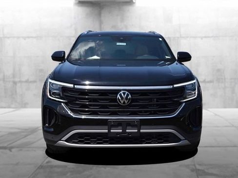 Certified 2026 Volkswagen Atlas Cross Sport SE AWD/4WD image 4