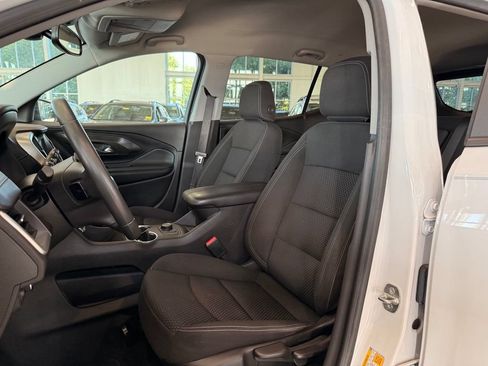 Used 2023 GMC Terrain SLE FWD image 9