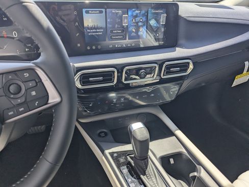 New 2026 Nissan Sentra SL w/ Floor Mat Package FWD image 10