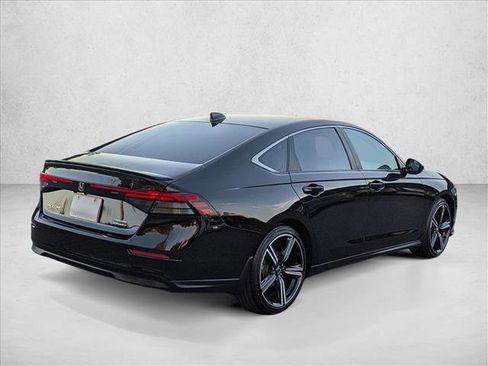 Used 2023 Honda Accord Sport image 5