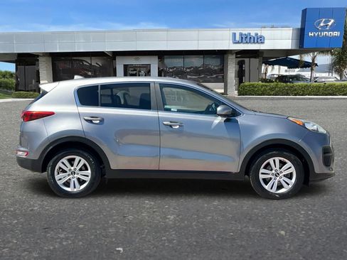 Used 2017 Kia Sportage LX FWD image 9