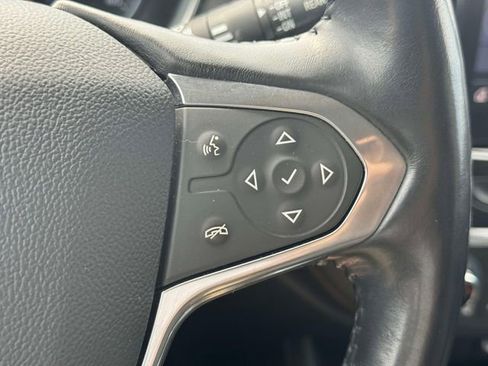 Used 2020 Chevrolet Traverse LT w/ LT Premium Package AWD/4WD image 27