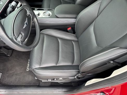 Used 2025 Genesis GV70 2.5T w/ Advanced Package AWD/4WD image 24