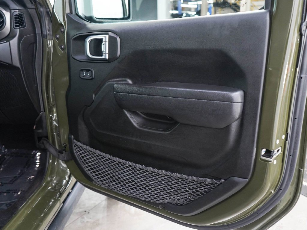 Used 2021 Jeep Wrangler Unlimited Sport AWD/4WD image 9