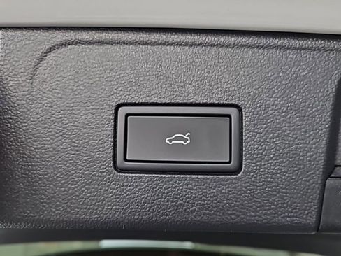 New 2026 Volkswagen Atlas SE FWD image 22
