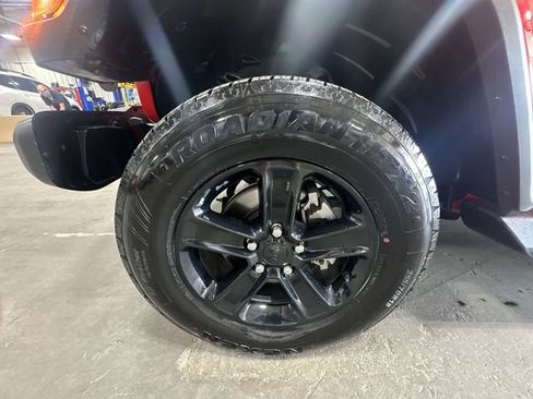 Used 2021 Jeep Wrangler Unlimited Sahara AWD/4WD image 23