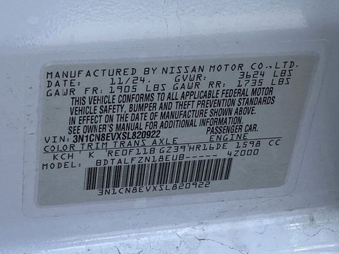 Certified 2025 Nissan Versa SV w/ Trunk Package image 11