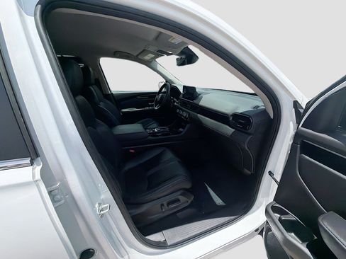 Used 2023 Honda Pilot EX-L image 31