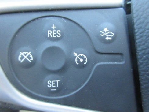 Used 2023 GMC Terrain SLE w/ Driver Convenience Package FWD image 22