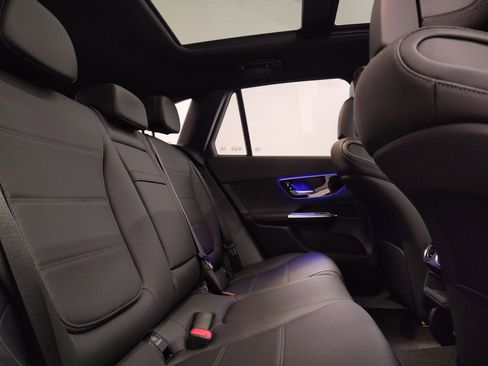 New 2026 Mercedes-Benz GLC 300 image 30