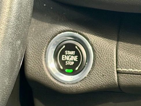 Used 2021 Buick Envision Essence w/ Technology Package I image 21