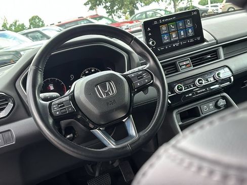 Used 2023 Honda Pilot EX-L image 13