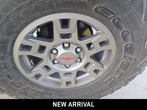 Used 2010 Toyota Tacoma PreRunner image 6