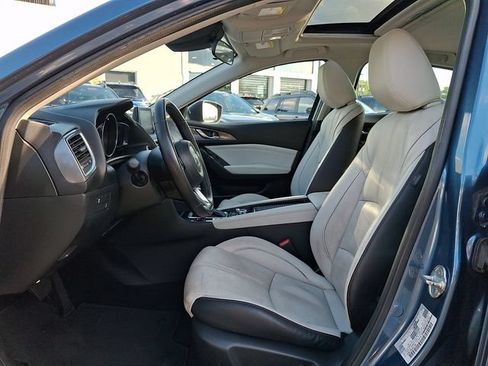 Used 2018 MAZDA MAZDA3 Grand Touring FWD image 13