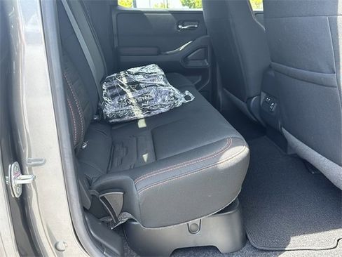Certified 2025 Nissan Frontier PRO-4X w/ Pro Convenience Package image 16
